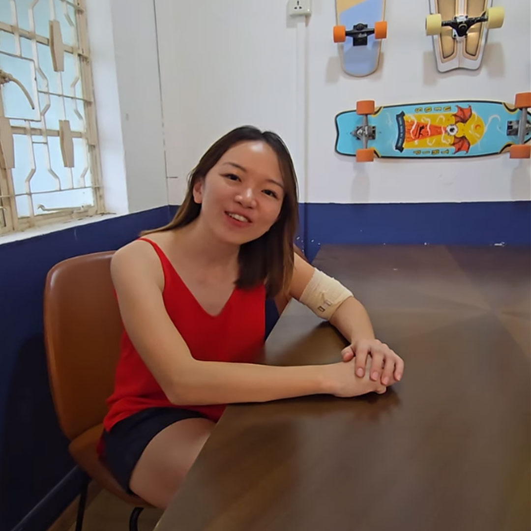 Why do our guests choose to stay with Bluewaters 38 Hongkong St or Bluewaters Female-Only Hostel! Let's come and find out what we offer aside from our affordable prices!